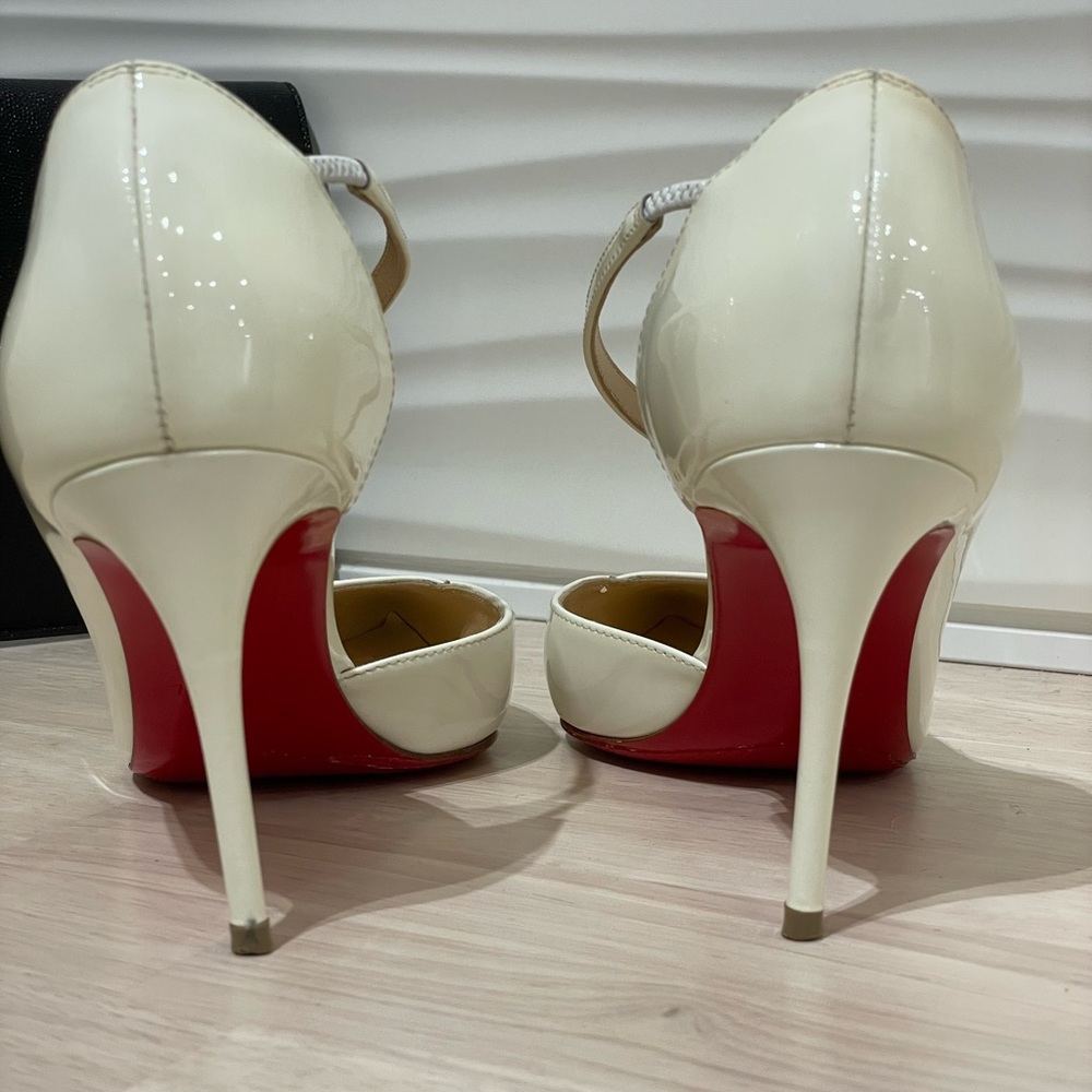 Christian Louboutin - white pumps - size 37 used once - Picture 6 of 13